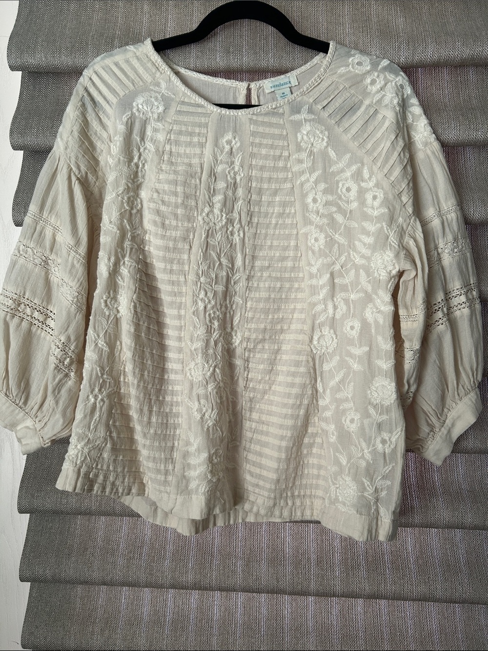 Anthropologie Ivory Floral Embroidered Peasant Top